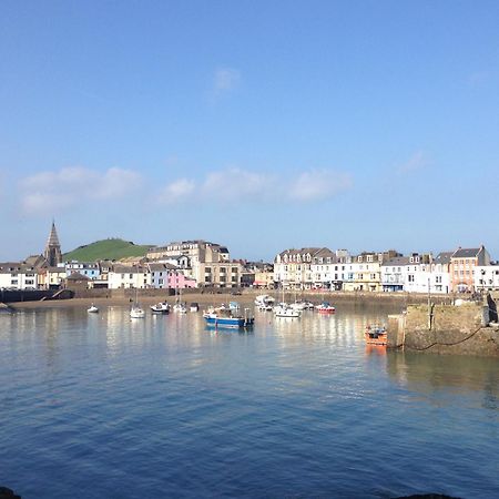 Ocean Backpackers Self-Catering Hostel Ilfracombe Exterior photo